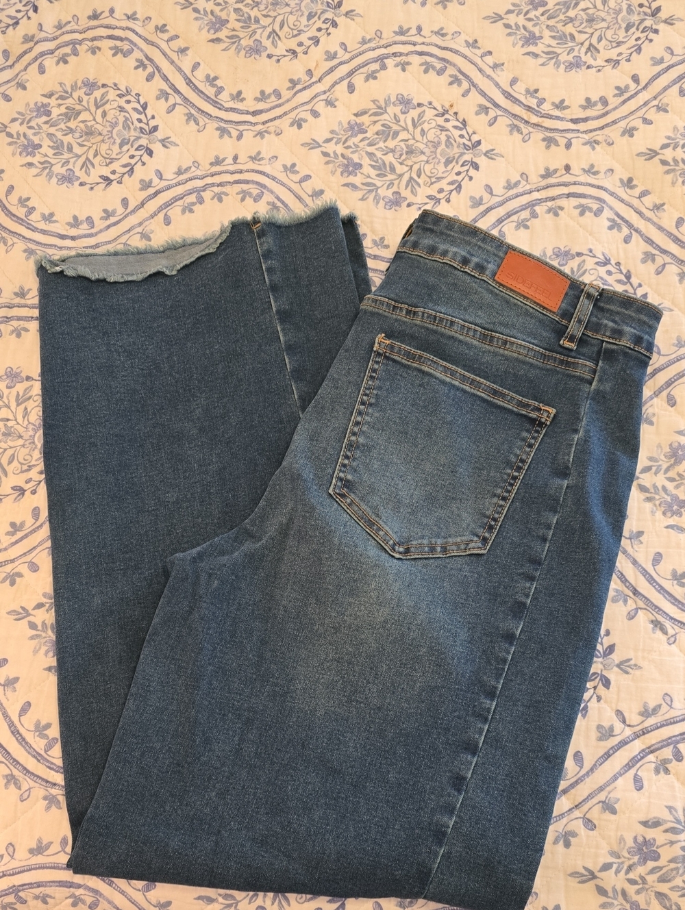 Sidefeel Boho Raw Hem Wide Leg Jeans Medium Wash Size 16